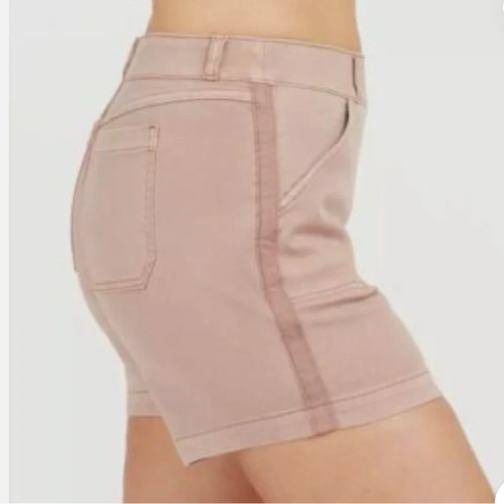 Set if 2 SPANX Twill Mauve and Brown Stretch Shorts Medium